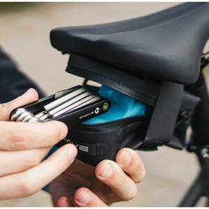 M-WAVE Amsterdam Proof M saddle bag