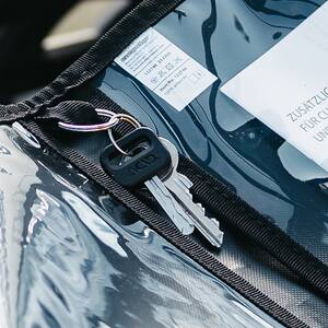 M-WAVE  document case