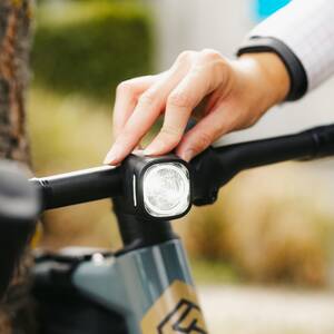 M-WAVE Cyclob K Juego de luces recargables a pilas M-WAVE Cyclob K Juego de luces recargables a pilas
