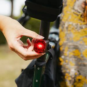 M-WAVE Cyclob K Juego de luces recargables a pilas M-WAVE Cyclob K Juego de luces recargables a pilas