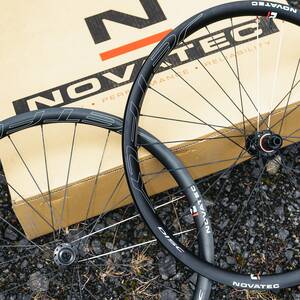 NOVATEC Jetfly Disc-CL-HG Set di ruote a disco