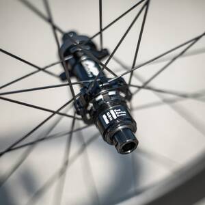 NOVATEC R6 Disc CL Pro+ XDR Gen2 Set di ruote a disco