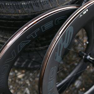 NOVATEC R8 Disc CL Pro+ HG Gen1 Disco de rueda set