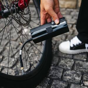 M-WAVE Elumatik Multiboost accumulator mini pump