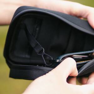 M-WAVE Rough Ride Pocket Tasche