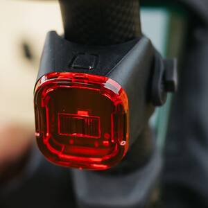 M-WAVE Cyclob K Juego de luces recargables a pilas M-WAVE Cyclob K Juego de luces recargables a pilas