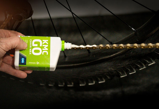 KMC Go Waxed Chains